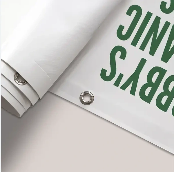  Banner Close Up